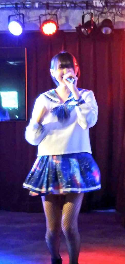 JijiToru's tweet photo. 【本日の1枚】
L.F.P １部 in RED BRUSH arena
＝#レス🔥編＝
編みタイツday⚠ﾄﾞｷﾄﾞｷ❗
💓セクシーなっちゃん🍊💛

#仙台flavor
#伊達夏海🍊
#REDBRUSH
#なっちゃんなまらめんこちゃん💛
#4月はコール強化月間💢 https://t.co/sySSy7j91M