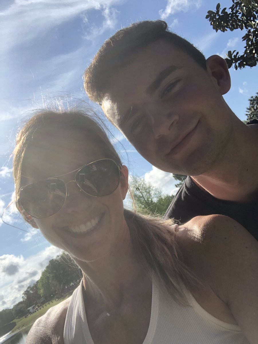 Big thank you to the AOF for giving up their Saturday morning to help the Victoria Park Easter Egg hunt. The children had a wonderful time! 
#servingourcommunity