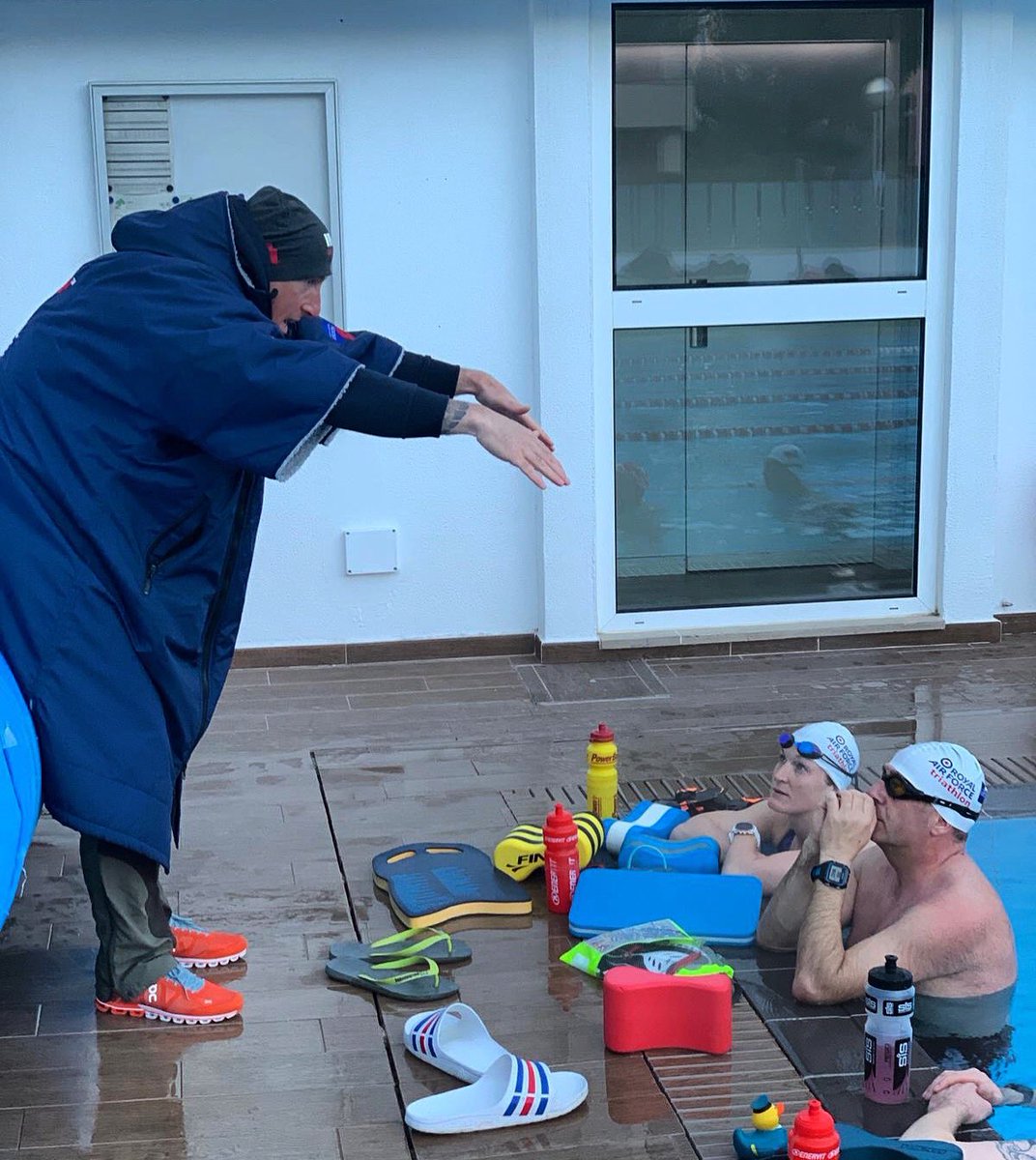 Scotthill1983's tweet photo. πββοΈ π΄ πββοΈ #LeadCoach
This morning coaching swimming πββοΈ in #Mallorca for @RAFTriathlon with @RoyLUFC
RAF Triathlon on the Overseas Training Camp! .
@PoppyLegion @RoyalAirForce @RAFSportsFed @RAFCentralFund @_RaceSkin @Zone3official #iracezone3 https://t.co/cgb2cYSZQo
