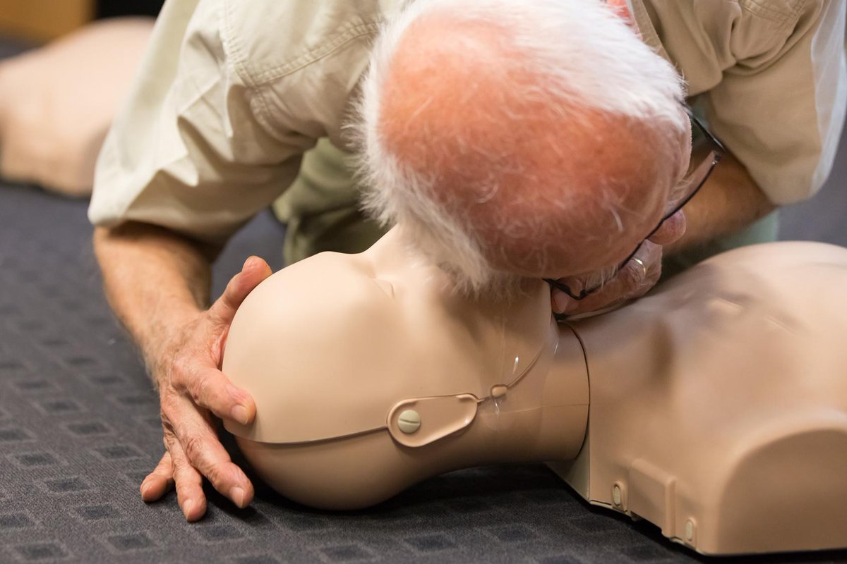 ForbesTraining's tweet photo. Only a few days left to book onto our Emergency First Aid at Work course! Don't miss out - book your place here https://t.co/GhUCdcku8L https://t.co/wgSsVCZsw1