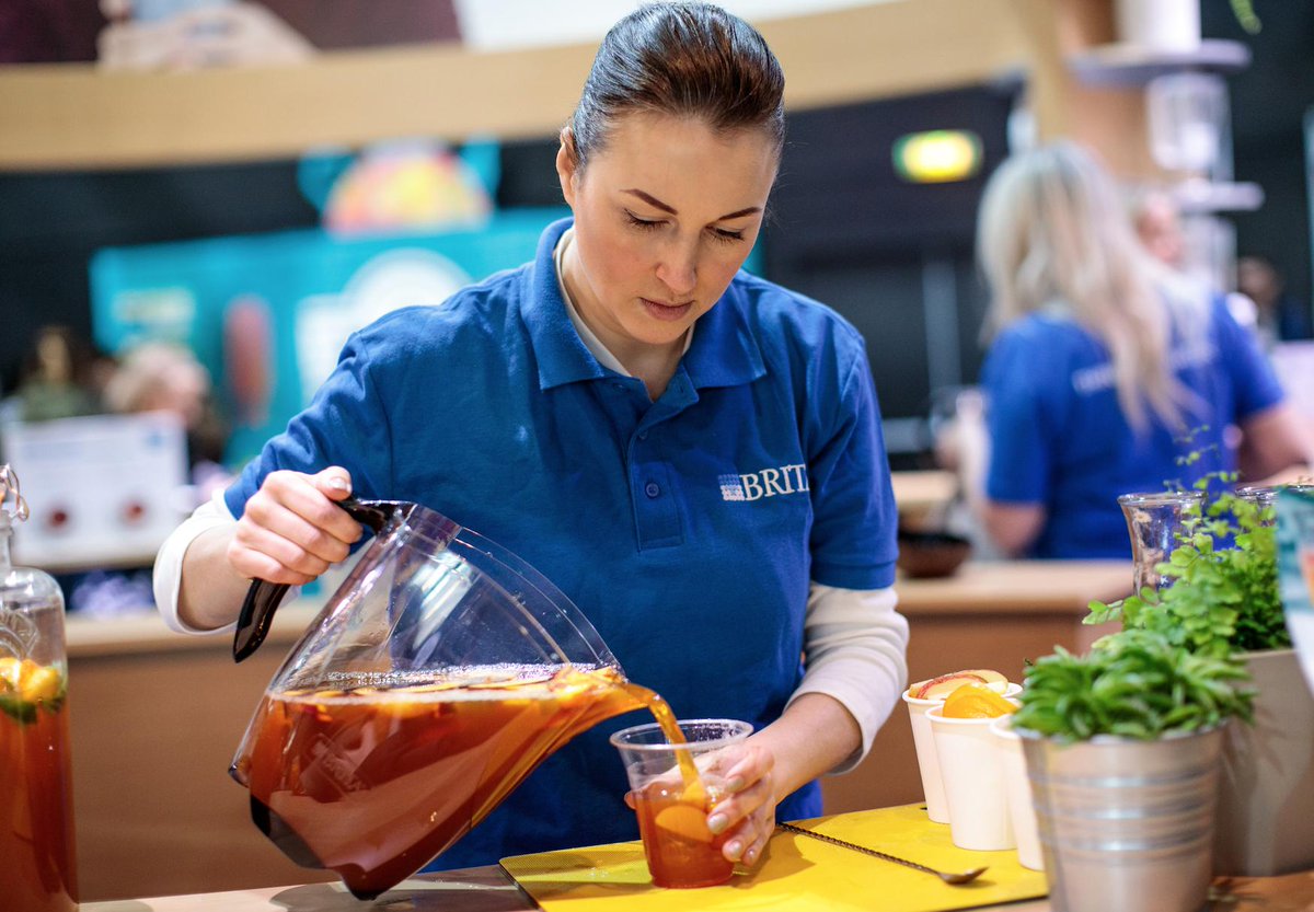 cafemilk4's tweet photo. Top story: @Nationalteaday: 'Good afternoon! #FesTeaVal is off to a sunny start today with fantas-tea-c activities for you to enjoy, as well as some serious brew-tasting too. @BRITAPRO are creating some tas-tea mocktail… https://t.co/XJm7wDft8U, see more https://t.co/qJFqb42MB4