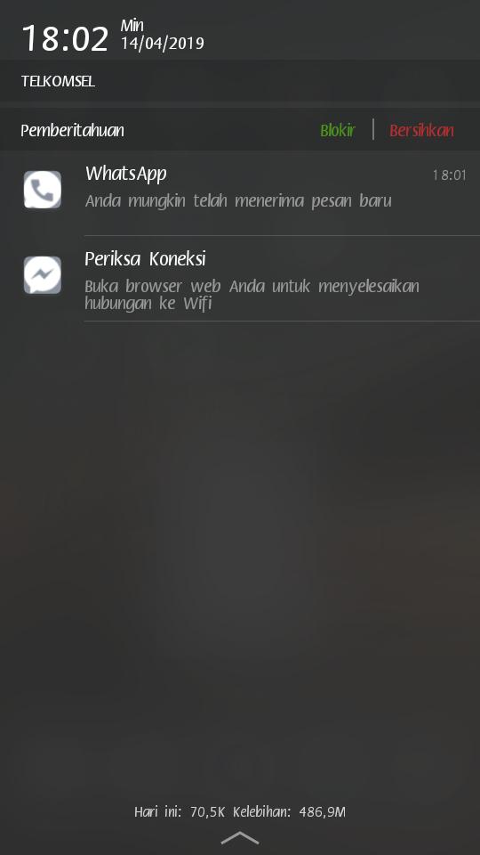 triani_dita's tweet photo. Awalnya gw kira wa gue aja yg error, ternyata:(( #whatsappdown https://t.co/LtfeyUHlmR