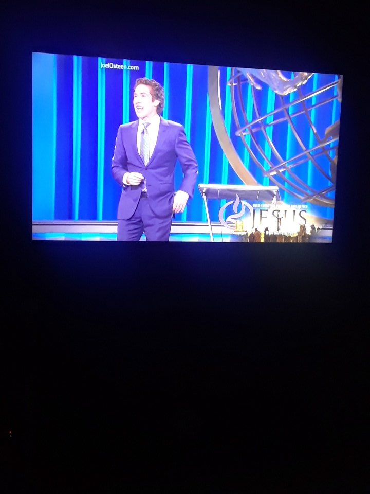 maryabostic's tweet photo. Watching Joel thanks for today's lesson. @JoelOsteen @maryabostic https://t.co/3566HeijSk