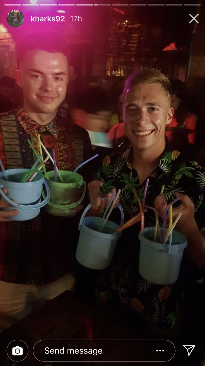 JoshTur24062935's tweet photo. Surrounded by good people, had the best time in Vietnam 🇻🇳 #Vietnam #goodpeople https://t.co/zIimwmRd6N