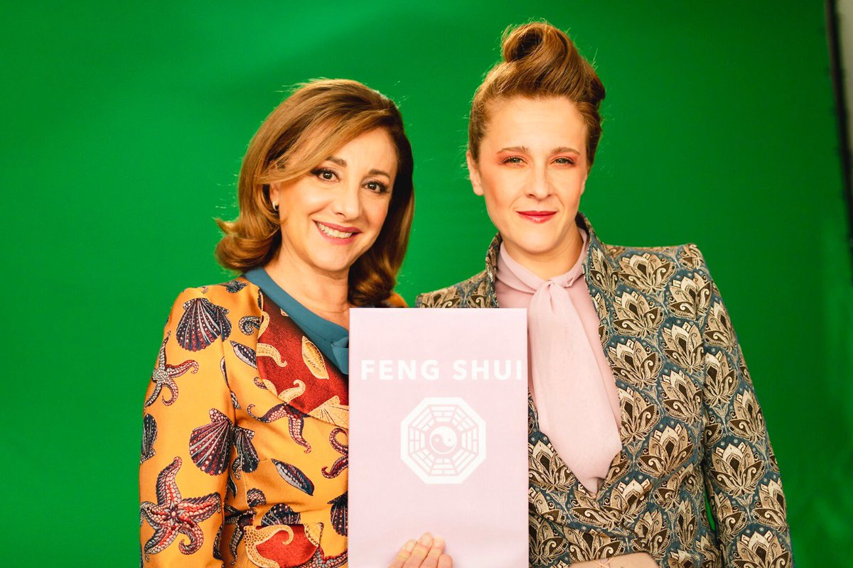 mariagiua's tweet photo. Stasera a @chetempochefa #CarlaSignoris, tra le altre cose, presenterà anche il nostro singolo #FengShui (contenuto nel mio disco #PiovesseSempreCosì). Evviva! Siateci! https://t.co/xT2xKAk8HT