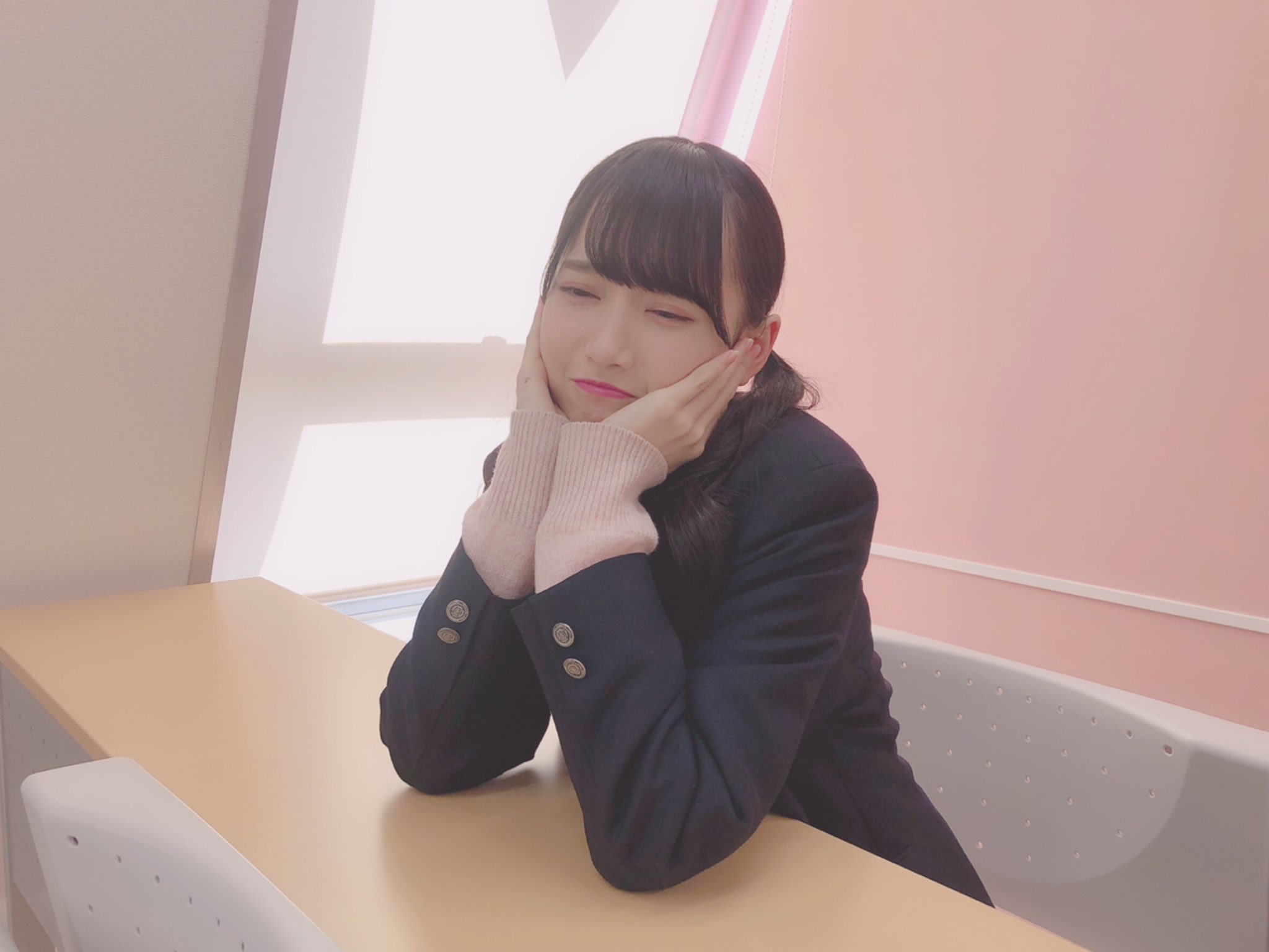 鈴木 瞳美 En Twitter 鈴木さんと同じクラスだったら こんな感じです ノイミー 鈴木 瞳美 En Twitter 鈴木さんと同じクラスだったら こんな感じです ノイミー