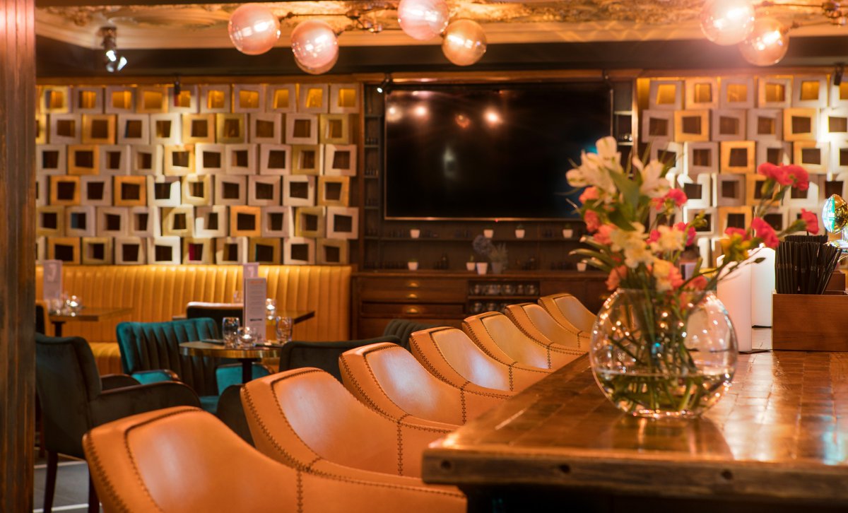 Cooking today 12-9pm / Shaking &amp; Pouring Late check out the menus woodrows.ie #Woodrows1755 <a href="/Westcourthotel/">Westcourt Hotel</a>