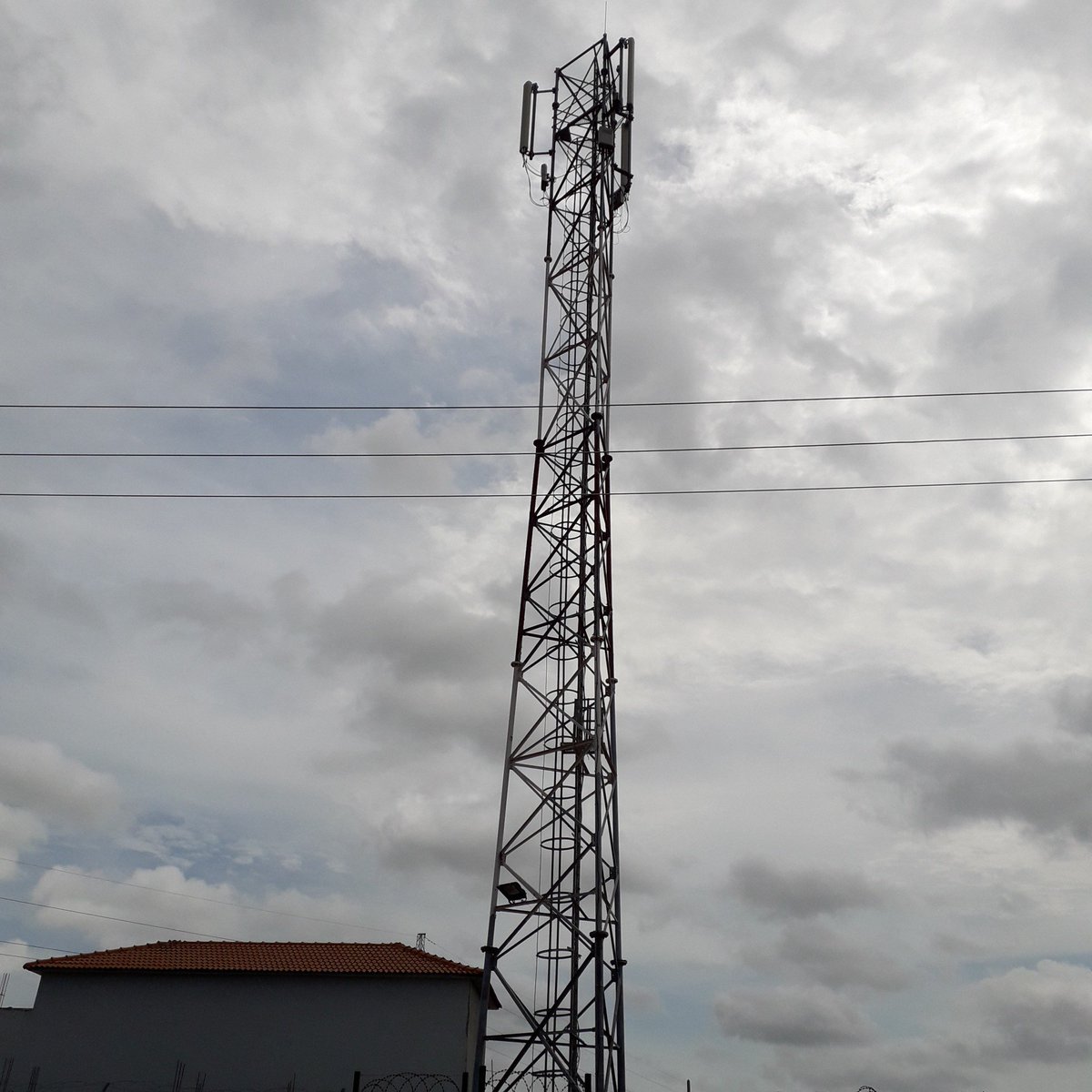 titek_ltd's tweet photo. At the heart of @titek_ltd is Telecommunications. Our brand is receiving acclaim far &amp; wide. Our latest frontier is #Angola Maintaining &amp; Optimizing BTS Sites for @unitelao . https://t.co/Kj0kv46eO2 … #Africa #IoT @kot #PalmSunday #SundayThoughts #LIVCHE #Singapore7s #TrapaDrive https://t.co/DpjRbobhQd
