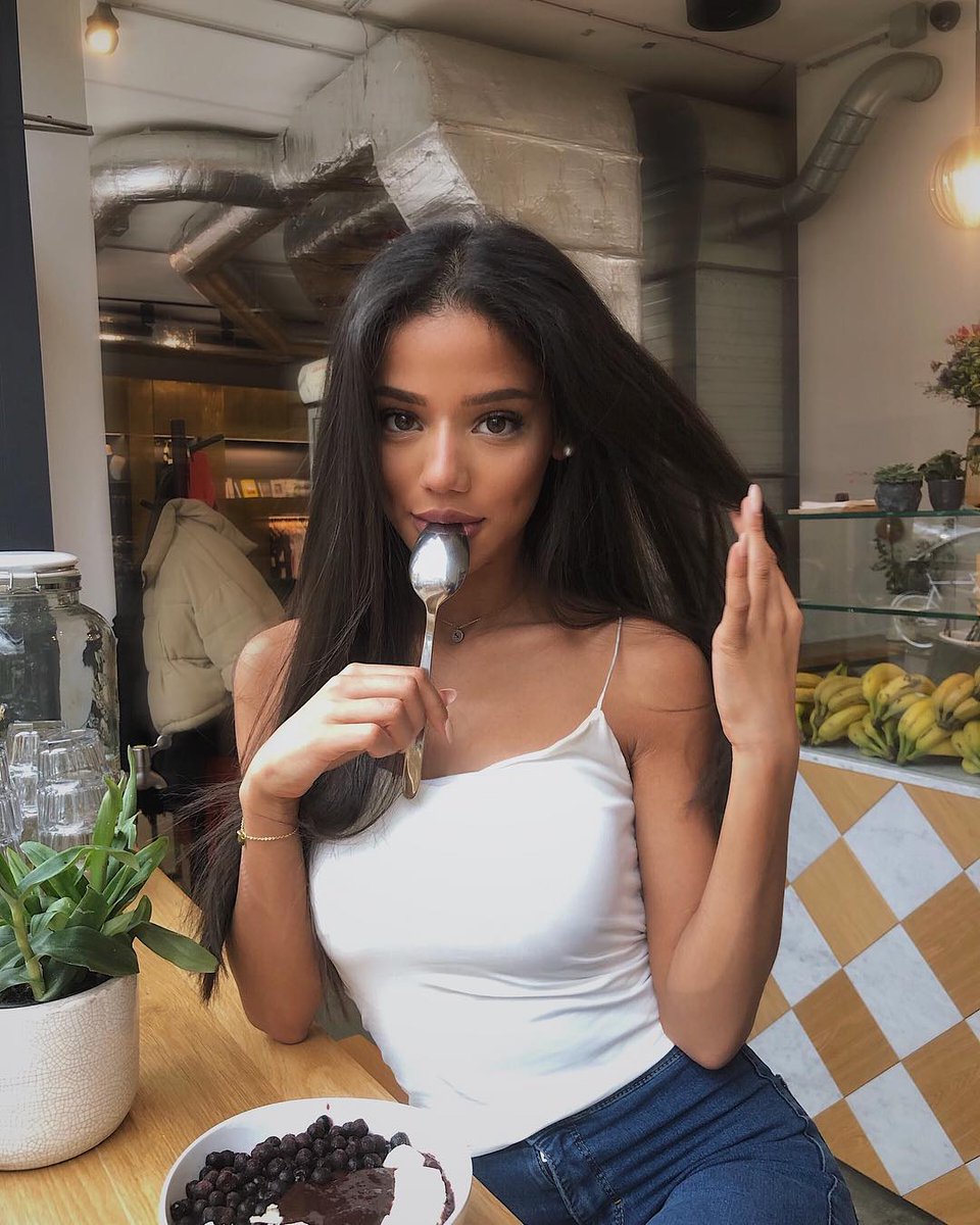 staring at u feels like heaven 🌻