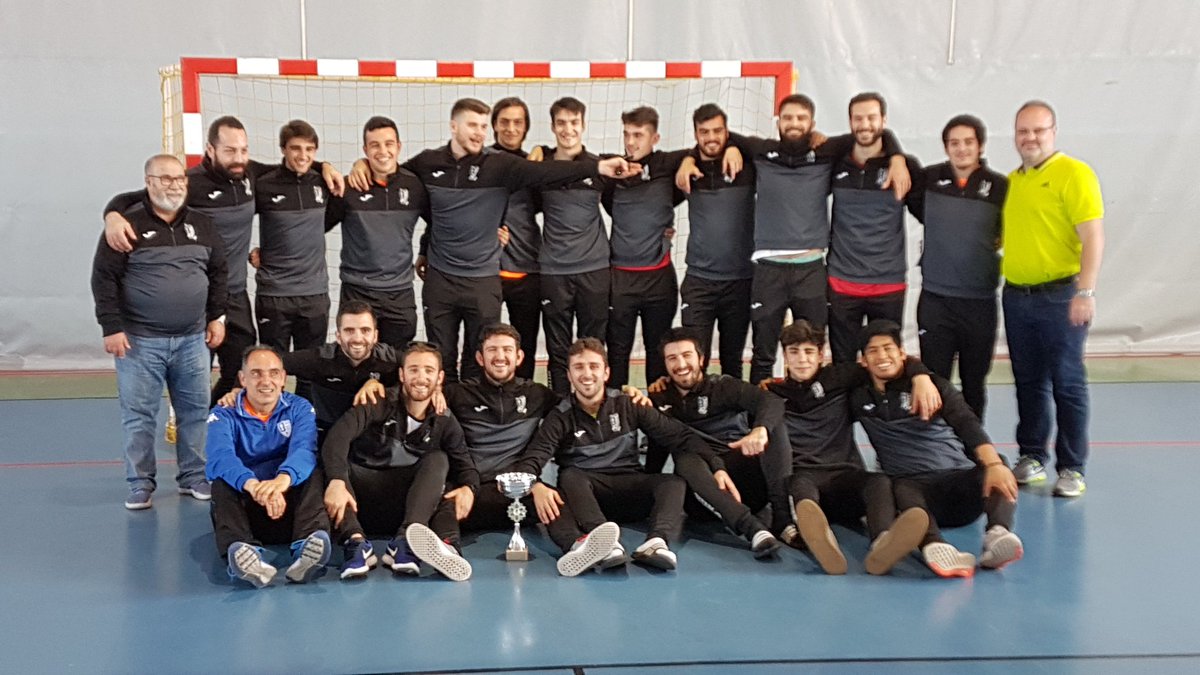 #ComunitatDelHandbol 🧡💙 tweet media