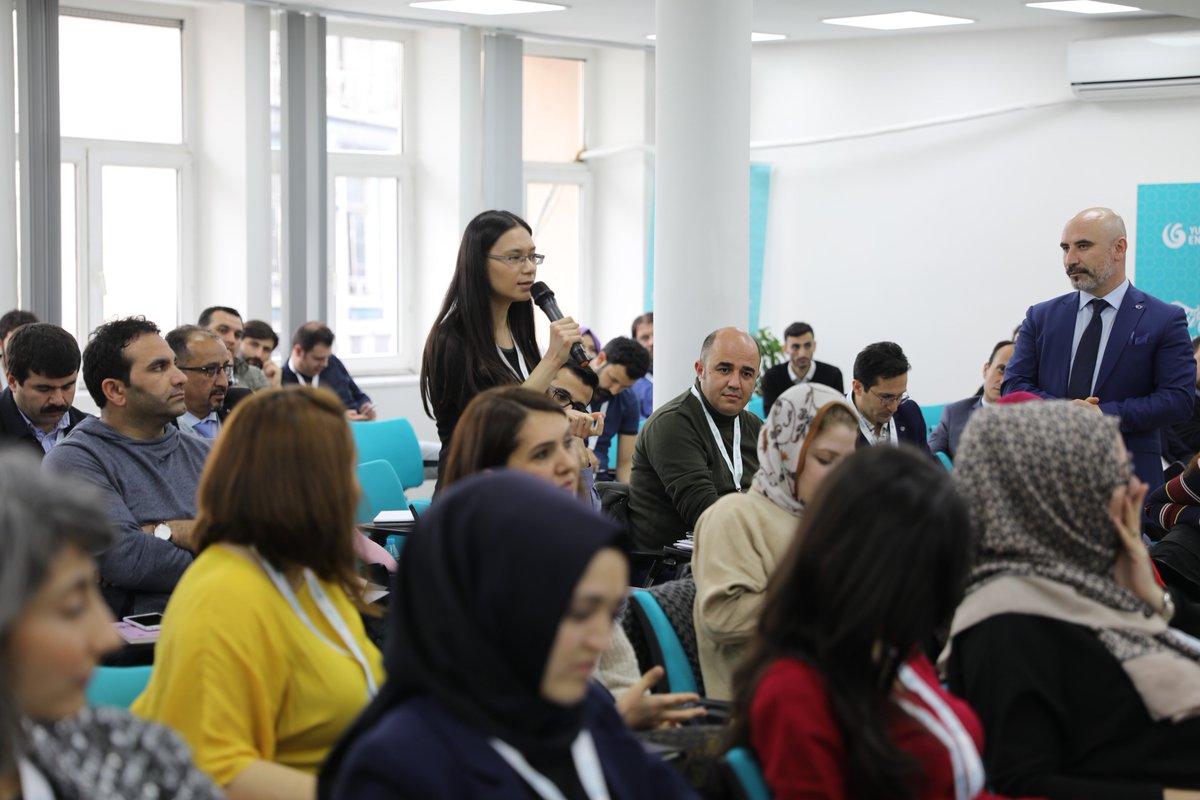 kdaorgtr's tweet image. 6 haftadır #KültürelDiplomasi'yi farklı isimlerden dinleyen katılımcılar çıkarımlar oturumunda neler öğrendiklerini ve yorumlarını paylaştılar. #culturaldiplomacy #kda
#çelebi
 #anka 
@AHENK11360508
@ArdKda 
@harmankda
@CinarKda
@devrialemkda
@kdayedicihan
@kdagrupmozaik