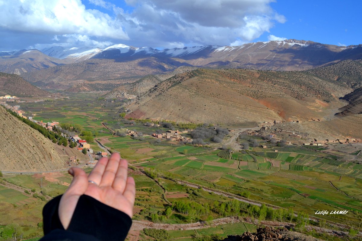 LATIFALAAMRI's tweet photo. Aît Bouguemez, Azilal, Maroc

#aitbouguemez #azilal #maroc #morocco #africa #afrique #lavalléeheureuse #view #vue #panorama #travel #travelphotography #photo #photography #nature #printemps #spring #nikon #latifalaamri https://t.co/62NP5b8iHS