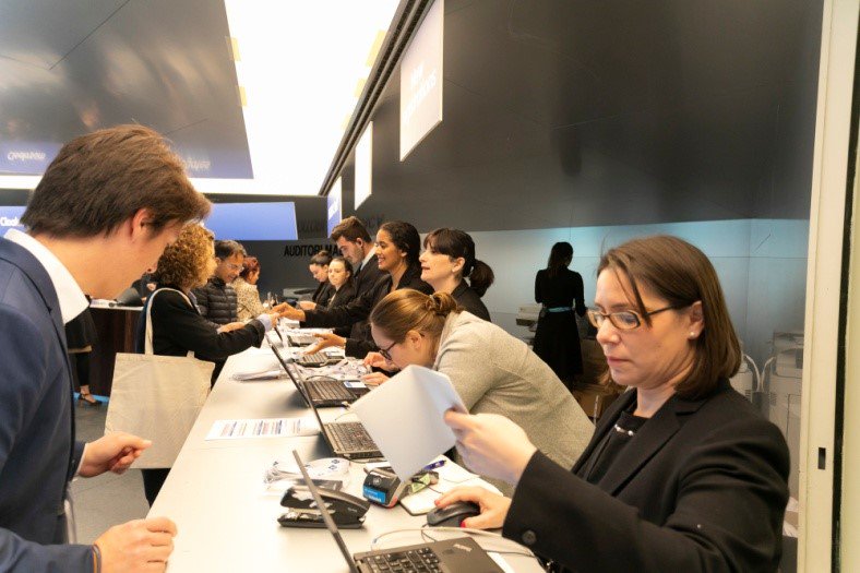 art_fertility's tweet photo. A smooth registration process of the attendees from all over the world from the medical community at the International IVIRMA Congress, 2019
#8IVIRMACongress #IVI #IVIMiddleEast #ReproductiveMedicine #FightInfertility https://t.co/d6YyCuh9zn