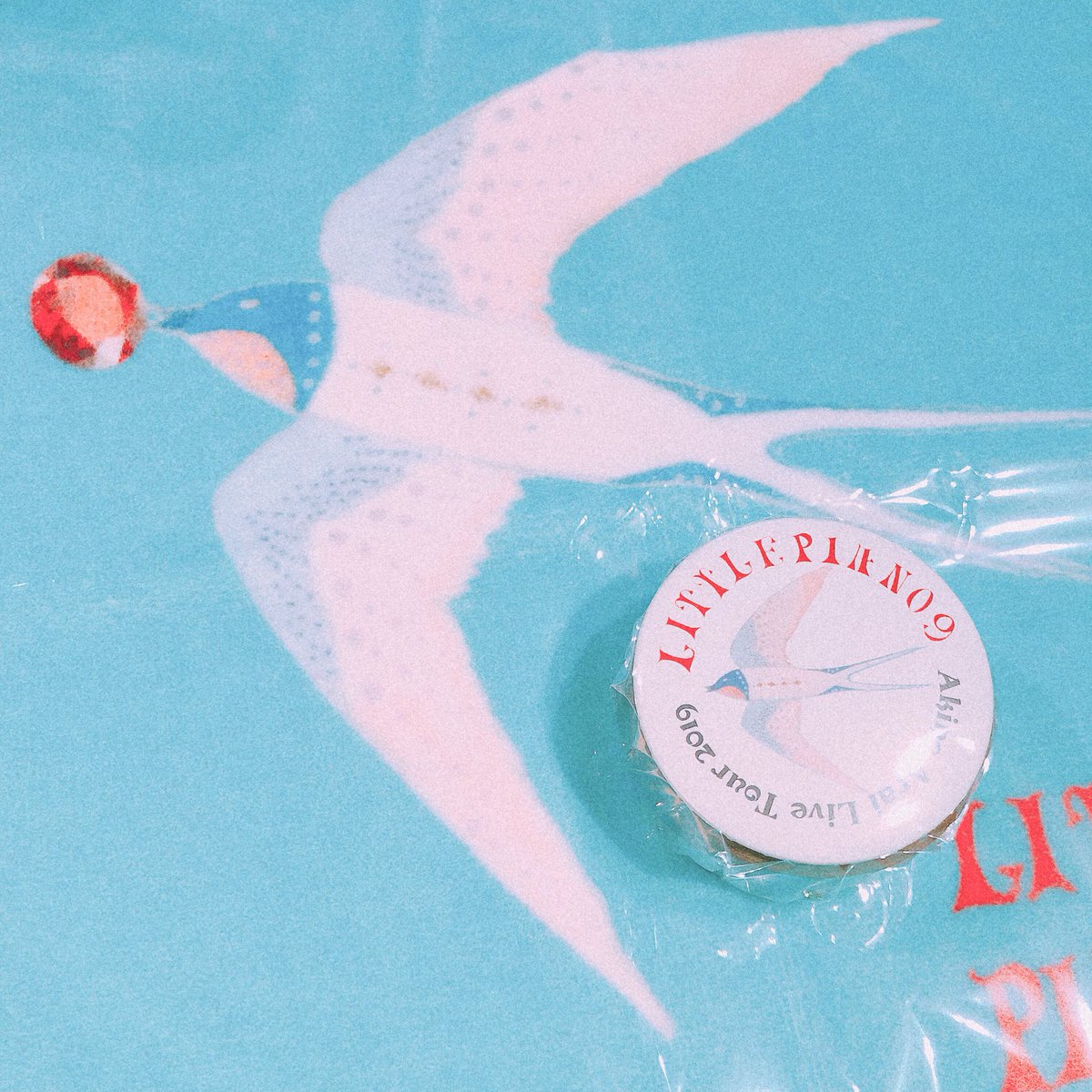 rionos's tweet image. 会いに行ける神こと新居昭乃さんのリトルピアノツアーに会いに行ってきましたー！アンコールの空から吹く風、この季節にぴったりでわたしの淀んだ心も澄んでゆくような爽やかな心地です。。
そして新曲まで聞けて…！音源化がめちゃめちゃ楽しみ！つばめさんかわいい。
#LP9