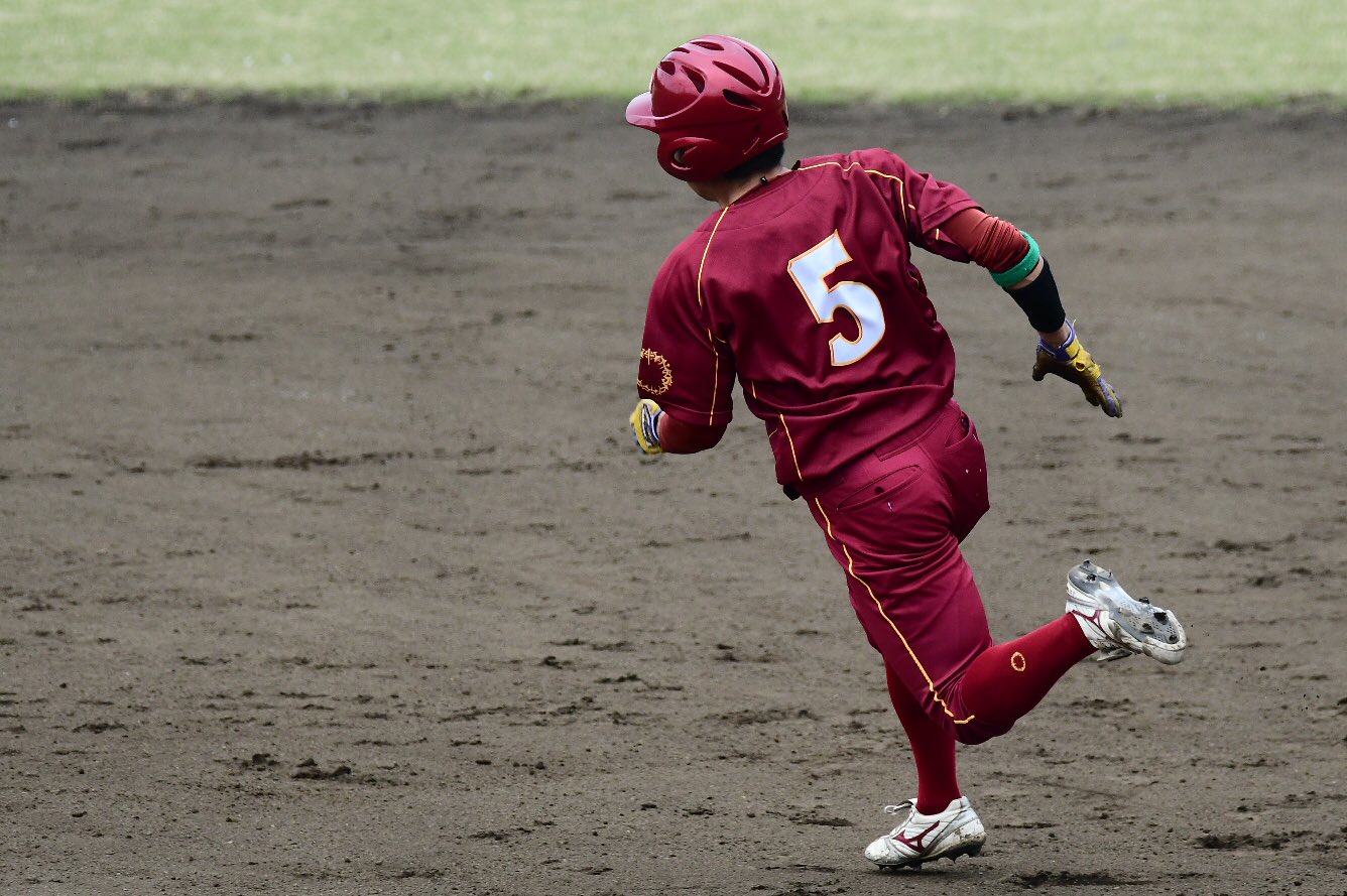 あさみ 19 04 13 14 桜美林大学 村岡 勇樹選手 千葉経済大附属高 遠藤 幹太選手 修徳高 1番バッター村岡選手は今週10打数6安打 遠藤選手はリーグ戦初スタメンで9打数5安打4打点 内長打3本 と 2人とも大活躍 昨日今日と惜しくも逆転負け