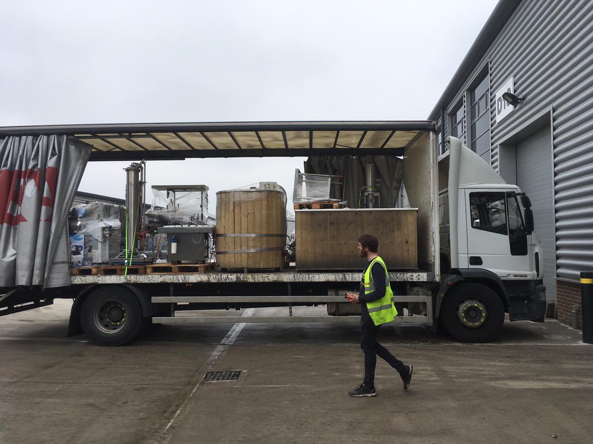 squarerootldn's tweet photo. The tanks are in, the fruit is on its way, the coffee is fully stocked, we are READY to kick off production at our new #SquareRootSodaWorks tomorrow πͺπͺπͺ Never felt so excited about a #Monday in our lives π¬ππ―π #Feels https://t.co/1d2Y9lo291
