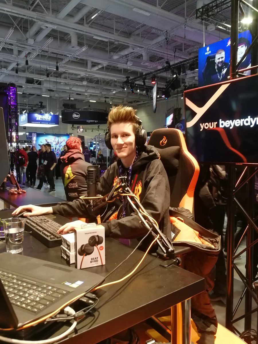 beyerdynamic's tweet photo. Have fun @NichtNilo #beyerdynamite https://t.co/UBqi0XdX3K
