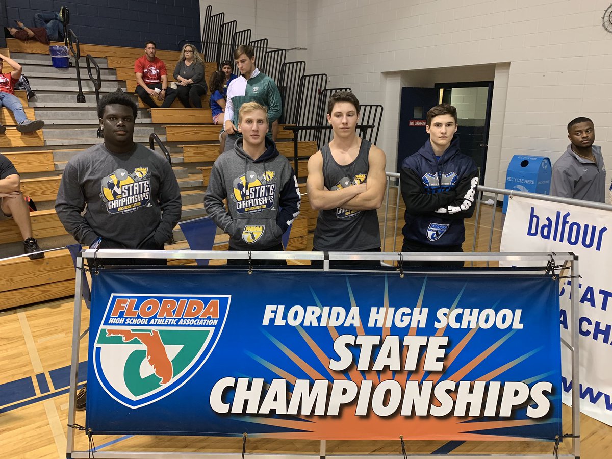 bears_bt's tweet photo. Great effort by these guys at State finals. Still hitting PRs! Trusted the process! https://t.co/7WzCiqcpzG