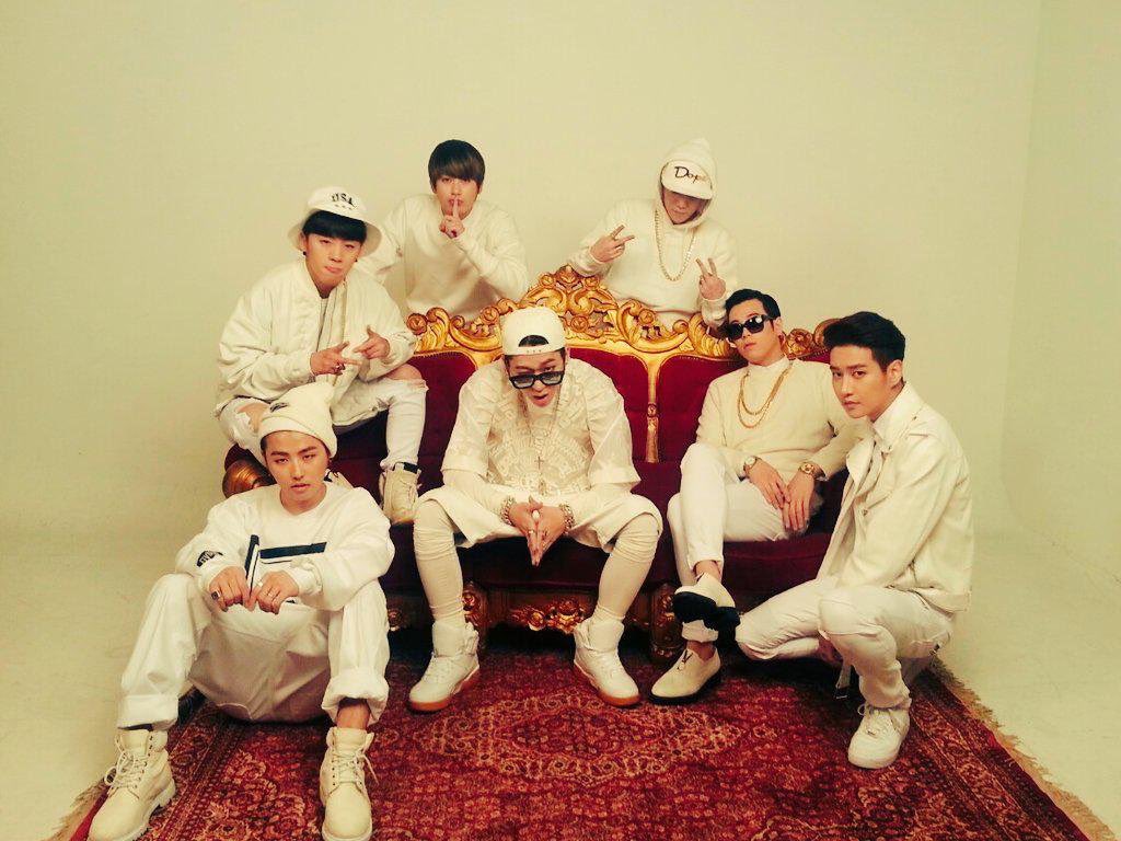 blockblemon's tweet photo. #8YearsWithBlockB
#블락비_언제까지나_기다릴게
#Blockbisforever7
#BlockBis7membersforever https://t.co/Ziy1VmgFe4