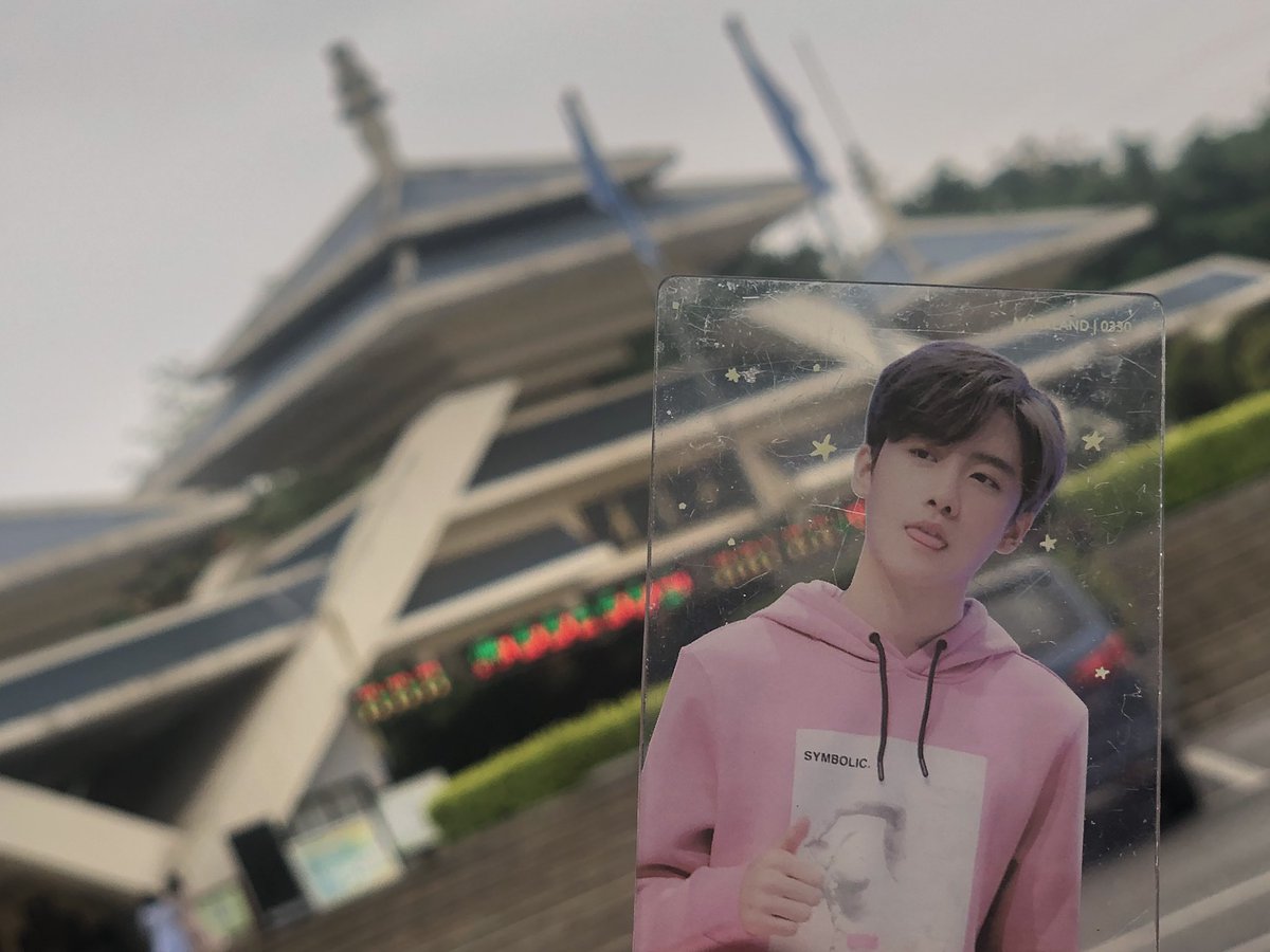 JingTan63333162's tweet photo. Da ka⛳️⛳️⛳️
With you🖤🖤🖤

#หัวใจศิวัช 
#MarkSiwat 
#Memory19thofMark 
@Mmarksiwat 
@big2gether https://t.co/8NLlt8dyfG