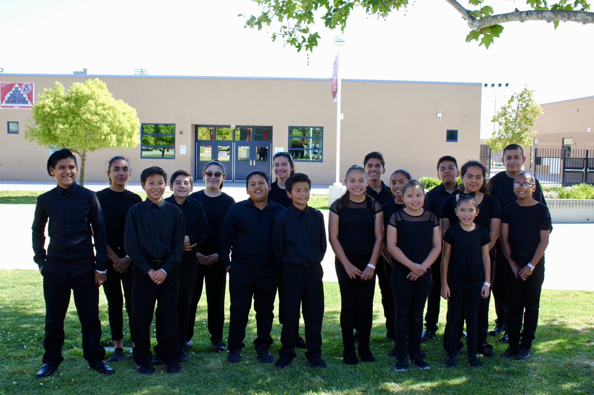 SchoolofOurLady's tweet photo. Marian Alliance Drumline
1st Place Winners
Semi-Finals Junior Concert Division @ Conoly High School.
#firstplacewinnersπ
#semifinalwinners
#marianallianceschools
#marianalliancedrumline
#materdeimonarchs
#matermusic
#schoolodourlady
@adlapercwinds https://t.co/xZO1zK4bND