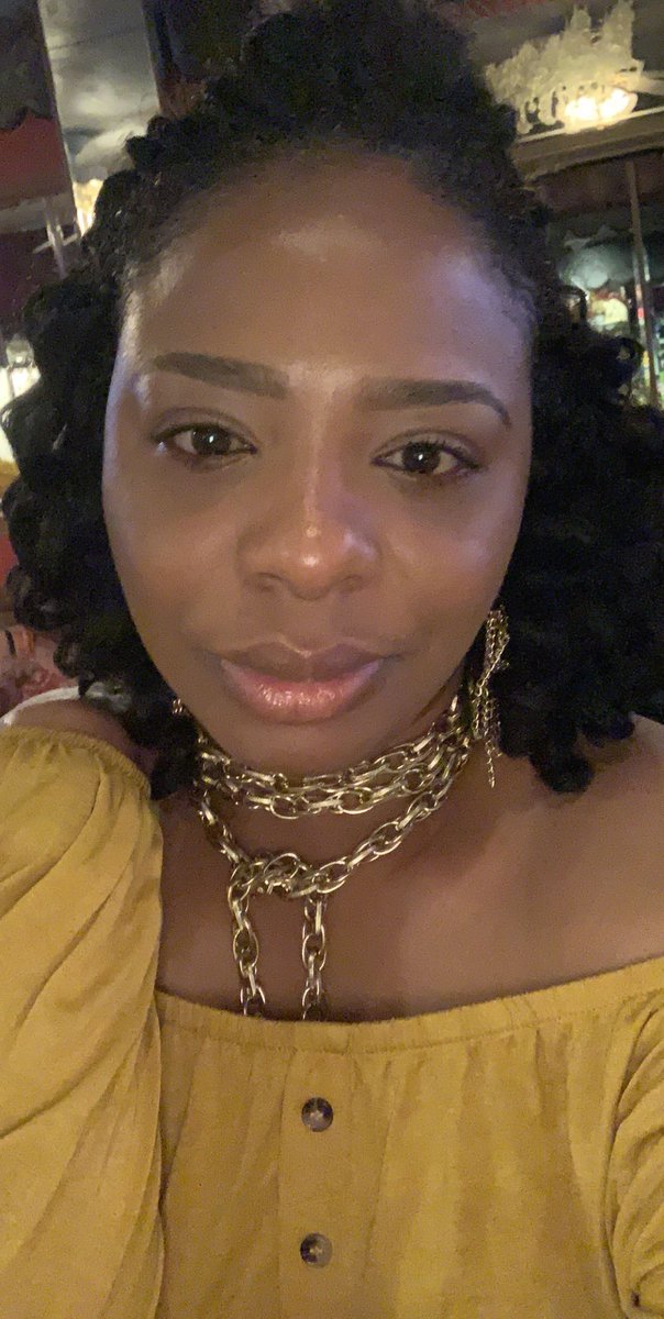MsJai80's tweet photo. Forehead like Tyra, but still 🔥🔥🔥🔥🔥 tho! 😘🥰 #LastNightThings https://t.co/4fKlRqs4Ge
