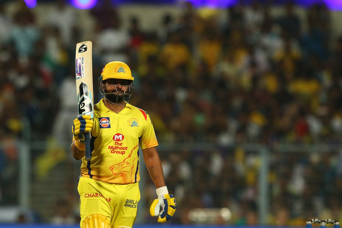 ChennaiIPL's tweet photo. #ChinnaThala taking us home with a super half century! #WhistlePodu #KKRvCSK #Yellove 🦁💛 https://t.co/e9nLYbnmic