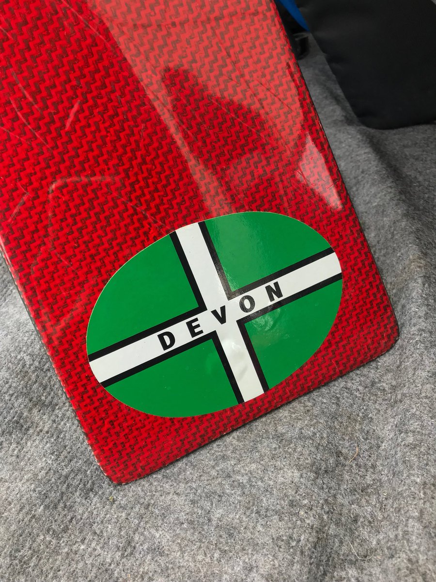 1st place in the 200m major cup final for ⁦<a href="/ExecalibreDBC/">ExecalibreDBC</a>⁩! 👏👏👏👏👏🐉🚣‍♀️#dragonboatracing #worcester