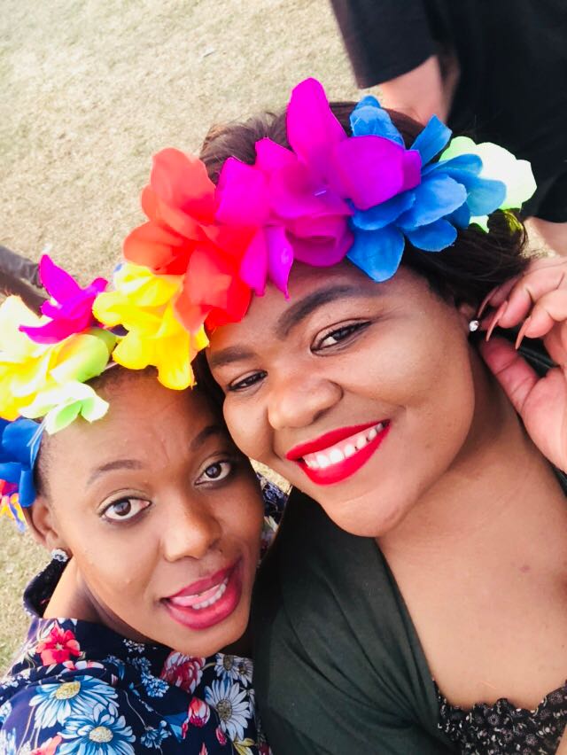Ma_LoJ's tweet photo. #RedMyLips2019 https://t.co/XUoqOlvSY7