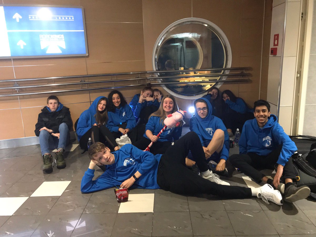 Chloe Connelly tweet media