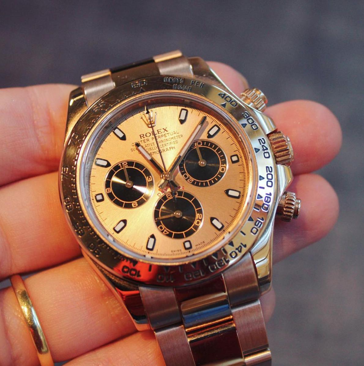 armour43's tweet photo. Who would pick this Rolex Daytona? ✨ https://t.co/jTqKQlQ28j