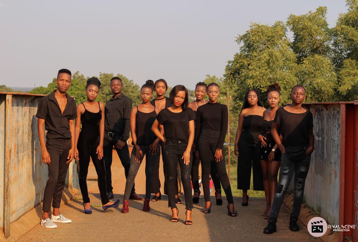 LM_HUB25's tweet photo. #IAmTheVoiceCampaign the photoshoot was a success....more scenes dropping soon @KriticzComs @LM_HUB25 @VINCOCK_2017 https://t.co/fh9qgIjyEP