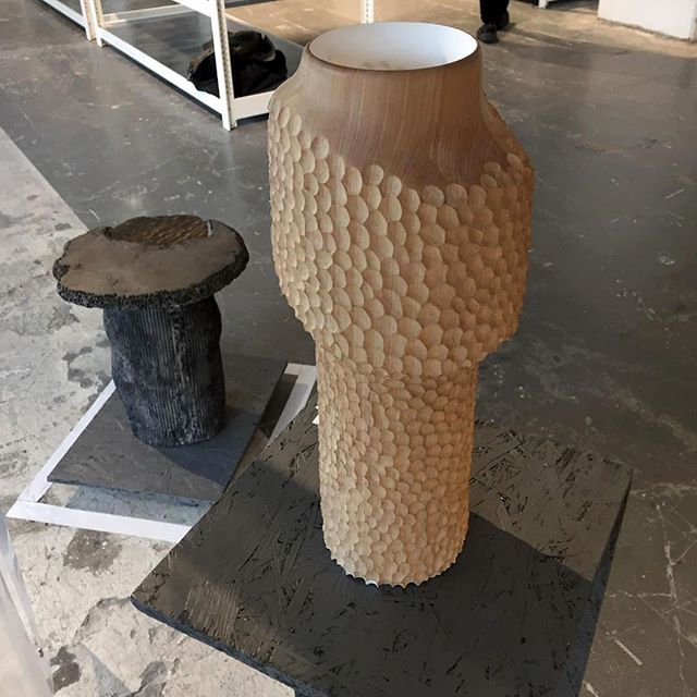 MOCO @ #MilanDesignWeek2019: Atisbo container by @ail.manufacture for <a href="/grupoalma/">Grupo Alma</a>.co.

#design #vase #wood #ailmanufacture #MDW19 #salonedelmobile2019 bit.ly/2UyL1Cm