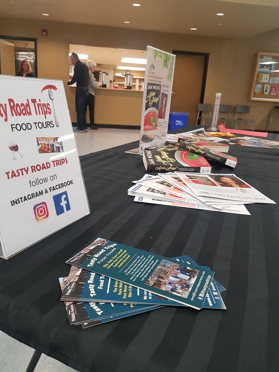 tastyroadtrips's tweet photo. Thank you @WriterWong for sharing your experiences of navigating food & travel through the savoury pages of Apron Strings!!! #onebookonebrant #foodbuildscommunity @branttourism @brantlibrary @SunsetSpiceGirl https://t.co/8eRzLhZuGj