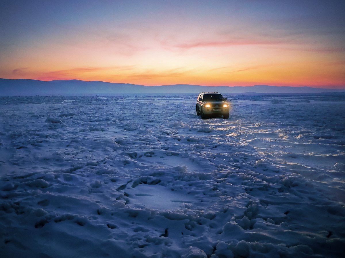 MyCampNhikeTips's tweet photo. We know it's no longer Winter, but that doesn't mean your car shouldn't be ready for the chilly weather. Check out the link below to learn more about what should be on your Winter Car Emergency Checklist. #WinterIsComing #outdoorfun #hiking
https://t.co/CqSl5ewFn6 https://t.co/6ljd1wFF38