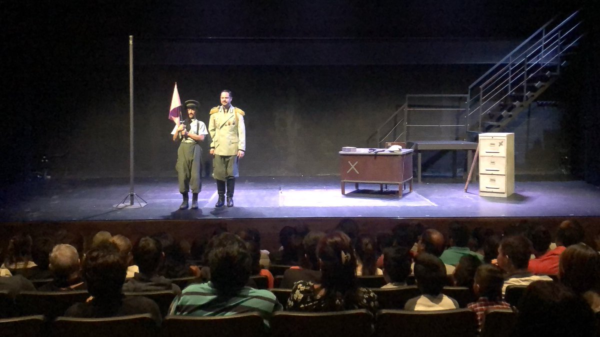 ArtusChavez's tweet photo. ¡Otra excelente función! Gracias al maravilloso público de hoy #GuerraLaObra #Teatro #Domingo https://t.co/y1QjBhcLV9