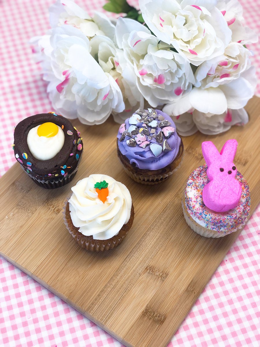 ONE WEEK. I REPEAT. ONE WEEK UNTIL EASTER. 🐰🌷Have you got your Easter goodies yet? Like our cute cupcakes? ✨ | #susiessweetshoppe