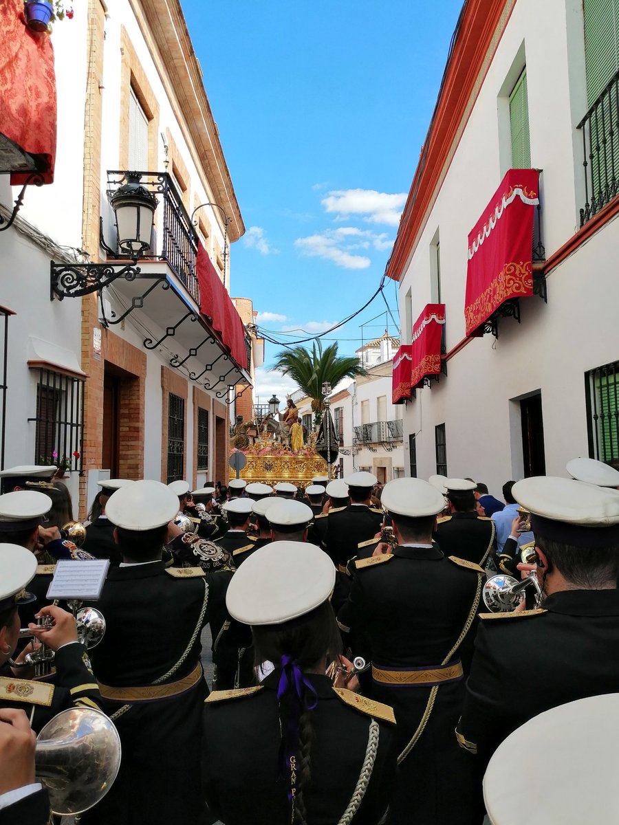 BGpodercoria's tweet photo. ⚓Suena "Jerusalem" por las calles de Bollullos del Condado. @hdadlamadruga
#SomosGranPoder #SS2019BGPoderCoria https://t.co/q5uCQdjTZZ