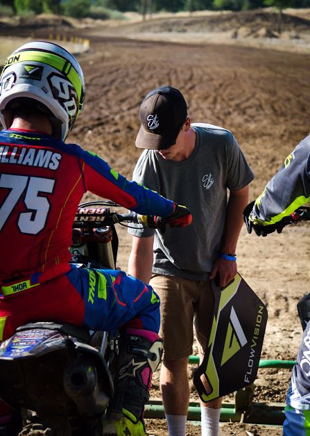 standardcloco's tweet image. Who&apos;s ready for the gates to start dropping this spring? #StandardCloCo #SolidFoundations #ConstructingNewLevels