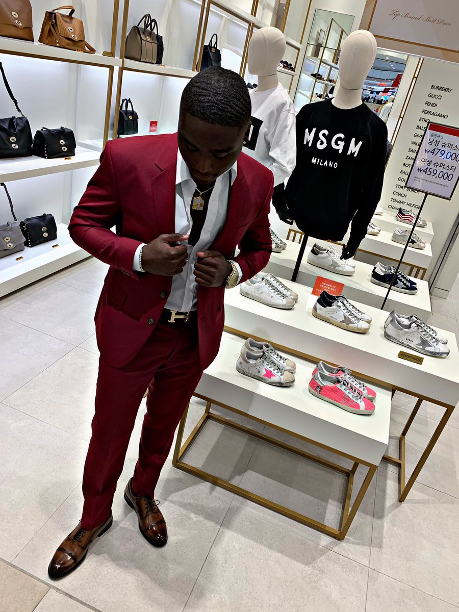 fso_eli's tweet photo. #ItsMy19thFlyDay 😳✈️‼️ https://t.co/OsBMl46NWx