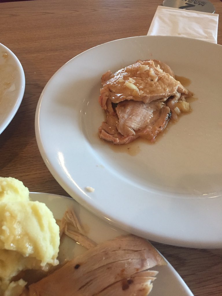 86Sammyjo's tweet photo. @haven Here is the raw meat given to everyone today who had a pork carvery let's hope people don't complain of food poisoning https://t.co/lu4XzuPHTs