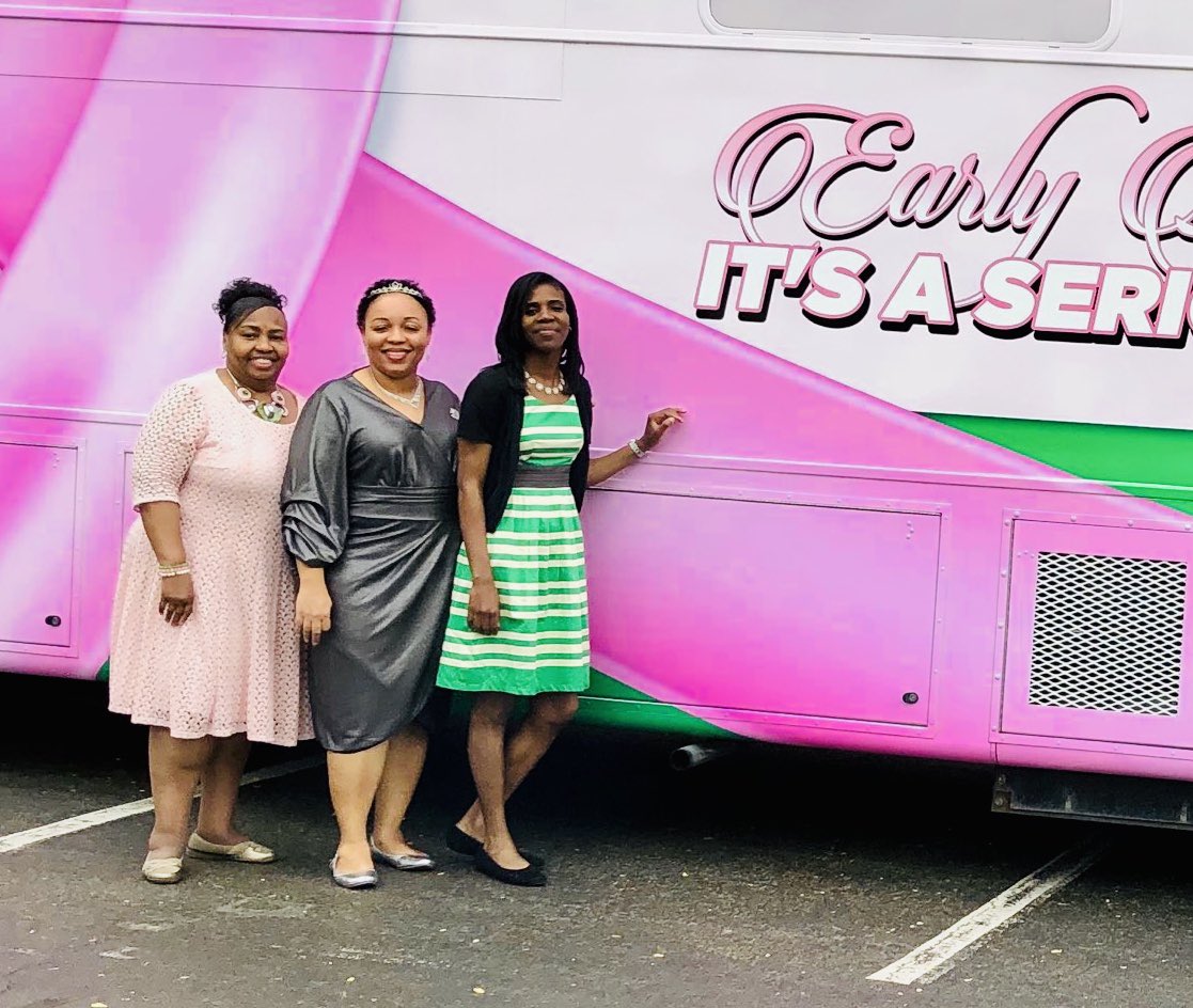 XiBetaOmega1908's tweet photo. When you pop out regardless of the occasion, weather or season!The ladies of @akasorority1908, Xi Beta Omega Chapter is taking over the 66th @AKA_SARegion Conference!! Painting Greenville “Pink and Green!” #AKA1908 #AKASARC66 #XBO1908 #Significant66 https://t.co/5ABWxjkpRA