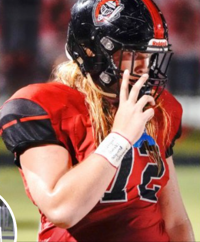 peacockkale1's tweet photo. After a good talk with @pleasentkingdr3 I am honored to say that I have recieved an offer to play football at Vermillion CC.
@vccironfootball @coachkosik @Mandarin_hs_fb @BullockToby1 @InTheBoxCoach https://t.co/GQGIXdc1w9