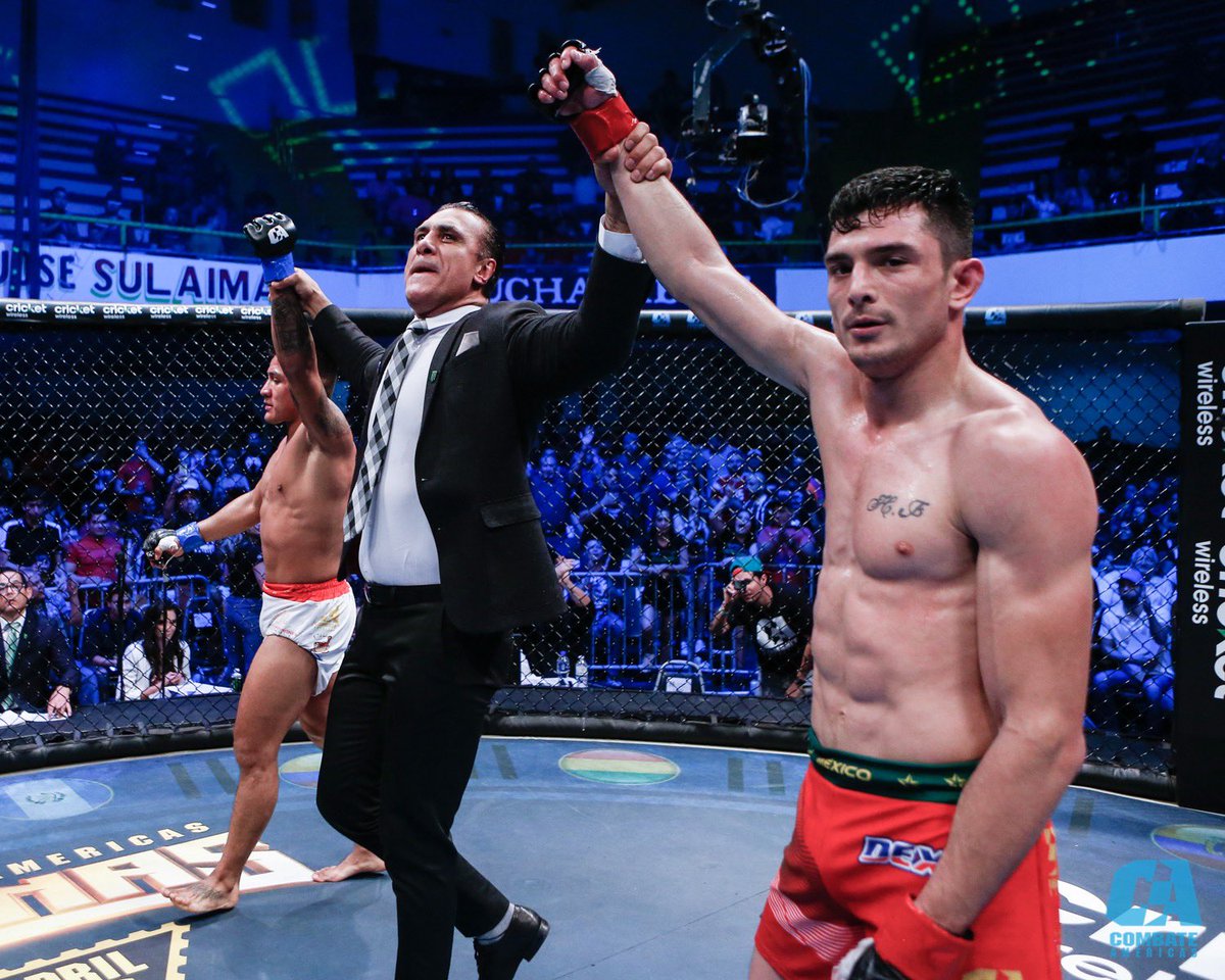 combateglobal's tweet photo. ¡Fue una gran batalla!👏🇲🇽 #CombateEstrellas⭐️ https://t.co/mpHs6HN4Wr