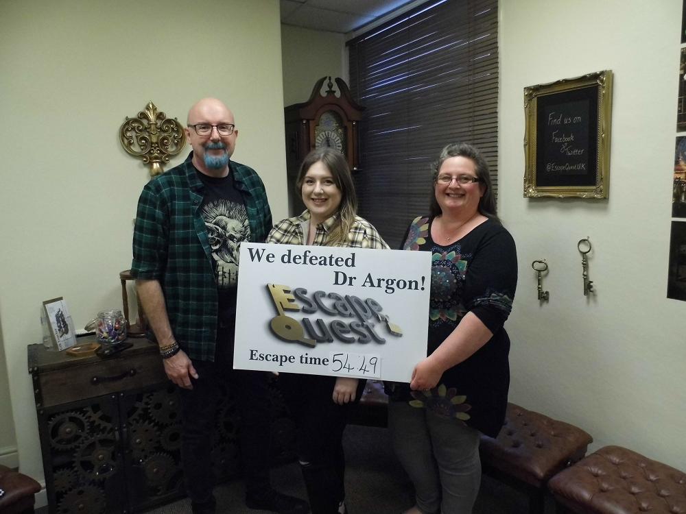 EscapeQuestUK's tweet photo. This awesome trio of SSB agents put an end to Dr. Argon's ideas of world domination when they destroyed #The13thElement in a great time of 54 minutes 49 seconds.
Congratulations on escaping your 13th #EscapeRoom in such a great time.
Can You Escape?
https://t.co/FPmuEbAMuY https://t.co/CmboyoyW24