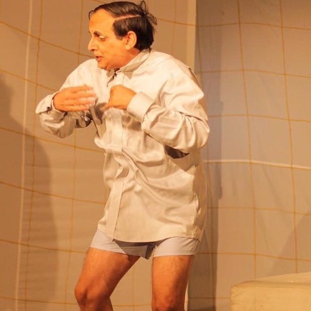 SangrenelDivan's tweet photo. Sangre en el Diván, el extraordinario delirio del Dr Chirinos. A partir del libro de @ibepacheco 
4 Únicas Funciones en Semana Santa.

Entradas en @trasnochocult y @Ticketmundo_ve 

No dejes de ver este impactante trabajo del actor @manriquehector https://t.co/HXTQ2mzmQH