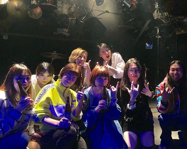 marimamire's tweet photo. 今日は、シルエレでエゴファンクションエラーの来日イベントでした!
トモヒロ企画!最高だった!
ありがとう!
また絶対一緒にやるぞ!
#エゴファンクションエラー
#egofunctionerror
#つしまみれ
#tsushimamire https://t.co/NxK6y9IhPD https://t.co/mFZHyWJnUW