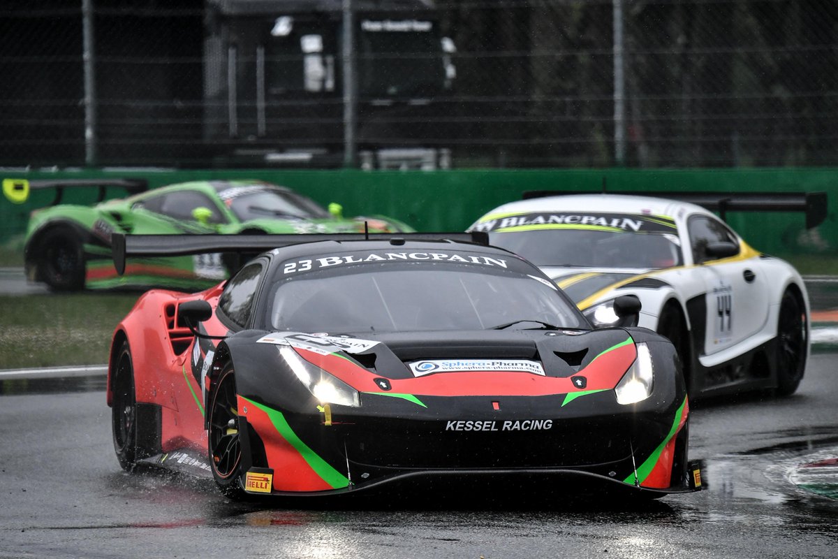 FerrariRaces's tweet image. .@GTSportsclub Race-2 report: another podium for #Sultanov and double win for #Earle at @Autodromo_Monza. Well done guys, you did it! #Ferrari #Ferrari488GT3 races.ferrari.com/en/competizion…