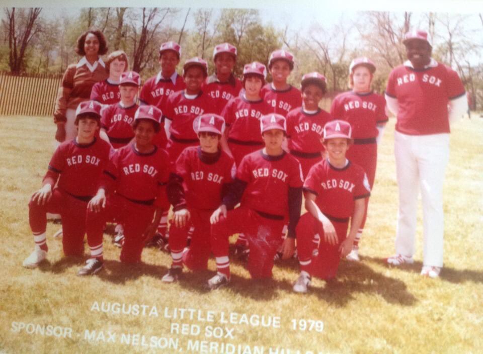 hendu31's tweet photo. Who is that in the front row?? Is that who I think it is?
@Chris_Broussard
@chrisbroussard68
#slashbacksunday https://t.co/on5UiA3h6A