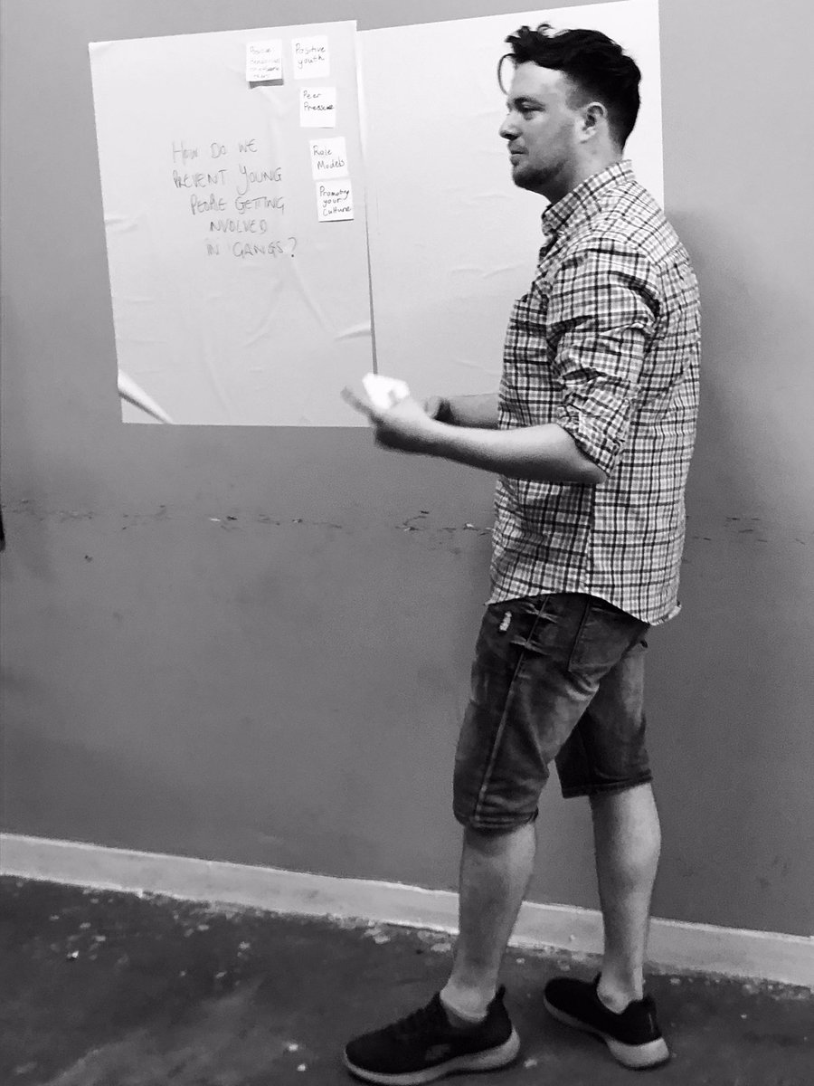 Rcitybelfast's tweet photo. 😁👣 super start to the design thinking workshops. When you bring three sets of thinkers together amazing things happen 😀 👣 Great vibes all around &amp; everyone looking forward to tomorrow’s challenges 👏🏻
#QueensGrads #Rcity #RcityCapeTown #ImpactGlobal https://t.co/GcIPBmSj2B